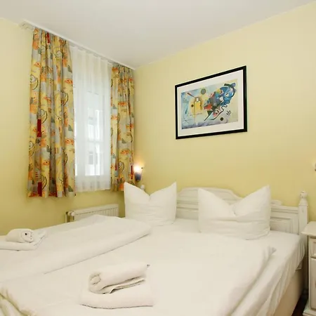 Balkon, Gratis Nutzung Vom Ahoi Erlebnisbad Und Sauna In Sellin - Karola 13 Apartment Goehren (Ruegen)