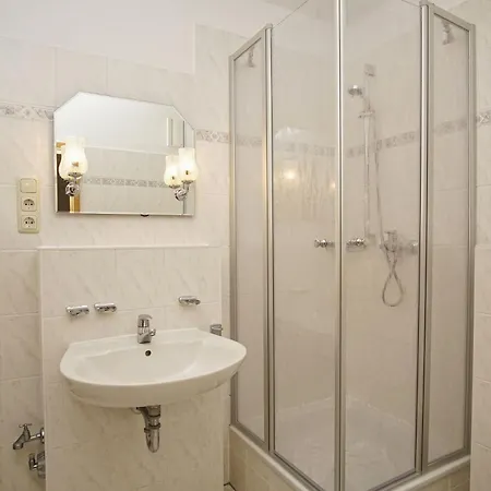 Balkon, Gratis Nutzung Vom Ahoi Erlebnisbad Und Sauna In Sellin - Karola 13 Appartement Goehren (Ruegen)